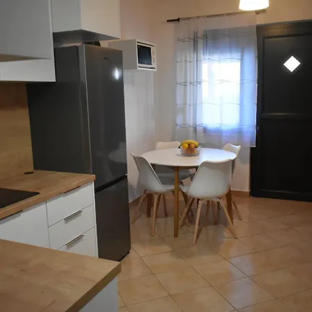 Krolo Apartment