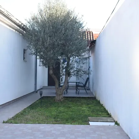 Krolo Appartement *